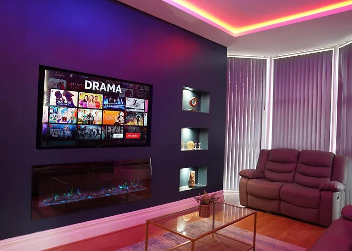 شقة 2 Bed Flat - Sleeps 4 - Jacuzzi Bath - Parking برادفورد